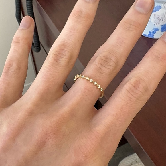 Ring Concierge - Diamond Station Stackable Ring Size 6.5 - Picture 4 of 6